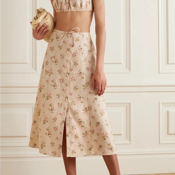 Reformation linen floral set sizer 4 zimmermann style - Picture 3 of 9